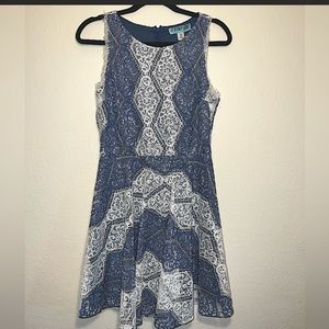 Dina Be NWT Blue and White Lace Sleeveless Skater Dress Medium